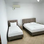 Vila Andoni