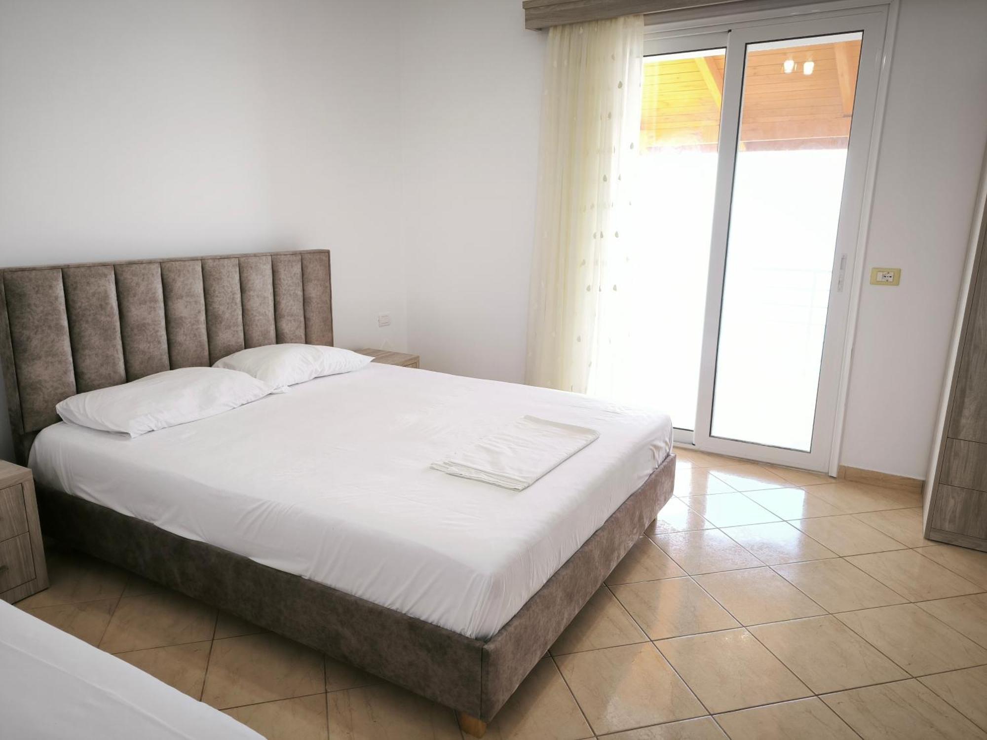 Vakantiehuis Andoni Qeparo